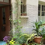 Comme Une Petite Maison